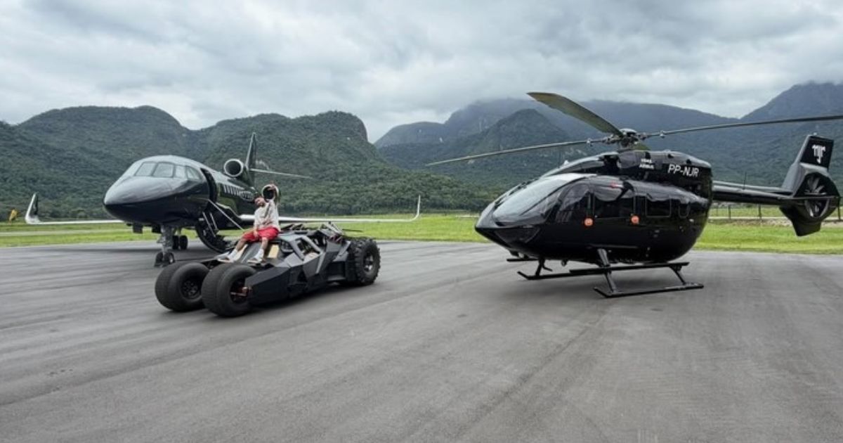 Neymar y su Batimóvil: la pieza más llamativa en su garaje de lujo